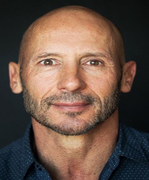 Abraham F Strauss - Actor, Voiceover Artist & Filmmaker